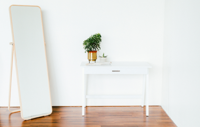 10 Creative Ways to Make Small Spaces Look Bigger